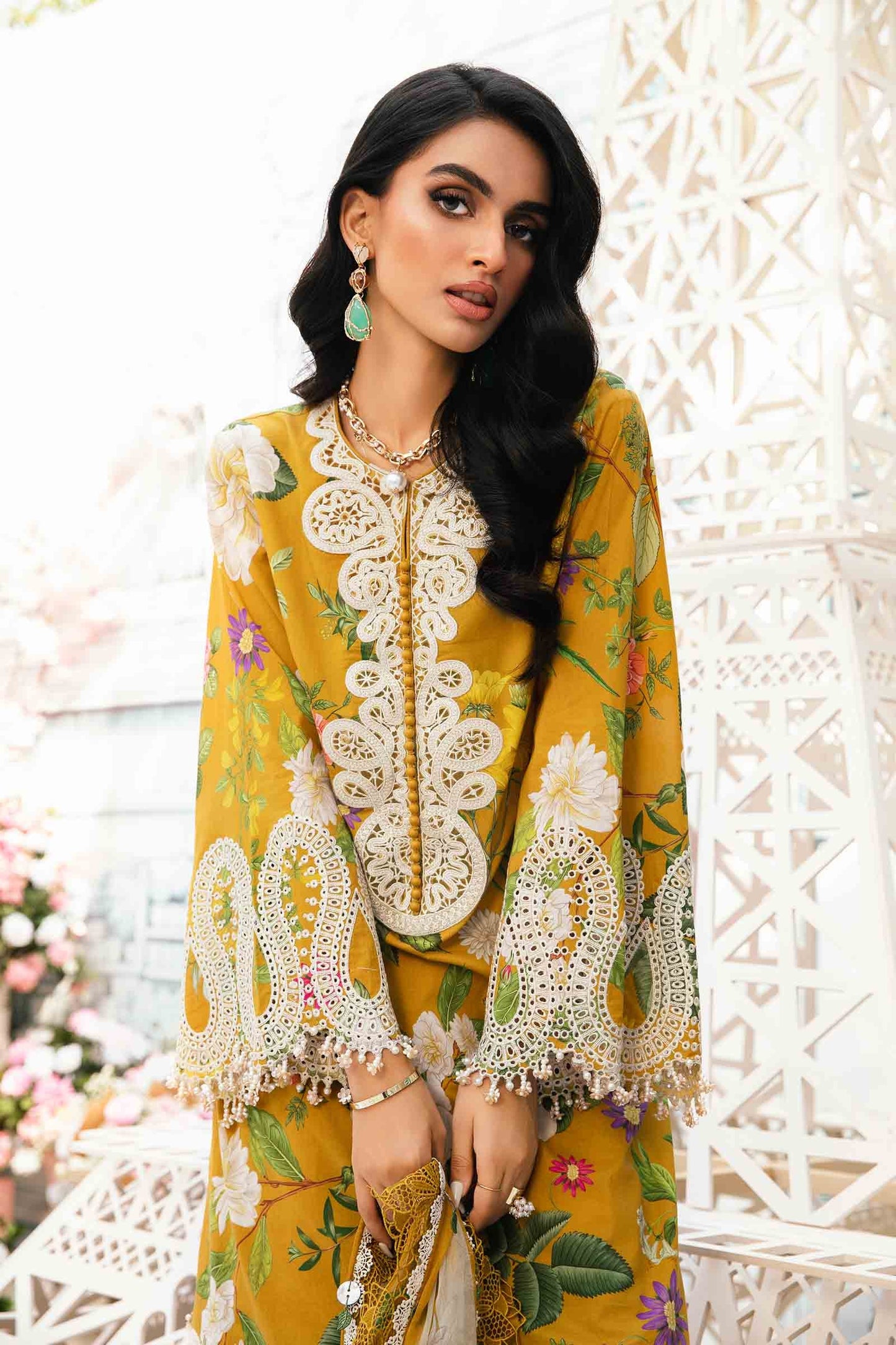 Maria B Digital Print Chiffon Duppata Golden 3pc
