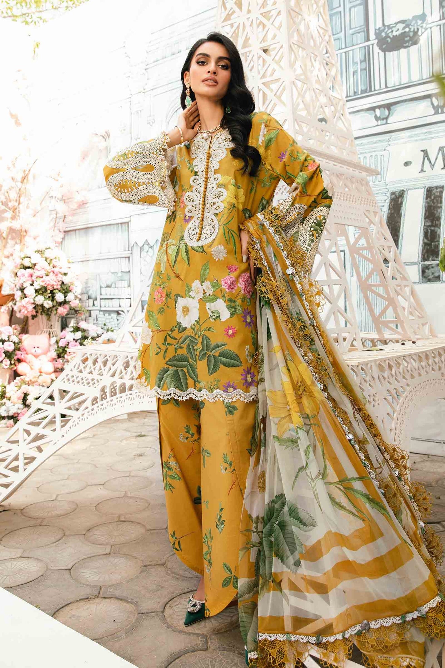 Maria B Digital Print Chiffon Duppata Golden 3pc
