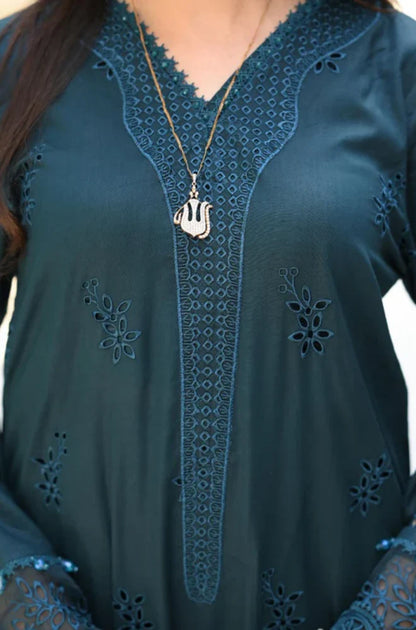Bareeze - 3PC Lawn Embroidered Suit